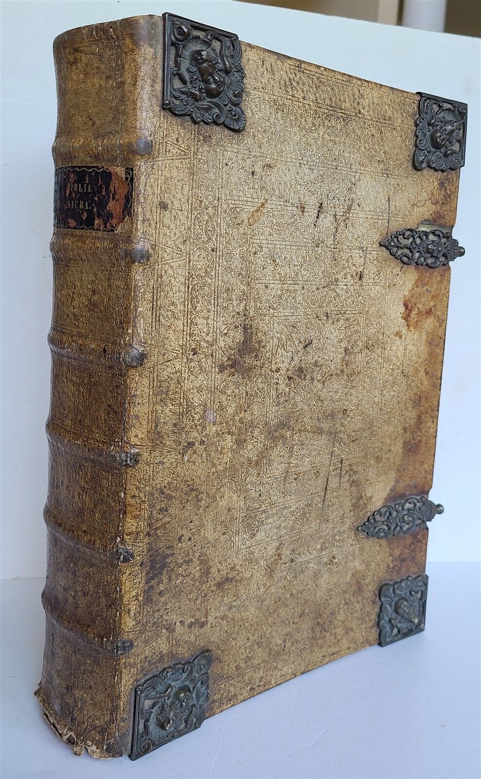 1763 BIBLE ILLUSTRATED IMPRESSIVE PIGSKIN FOLIO AMAZING BRONZE FITTINGS antique