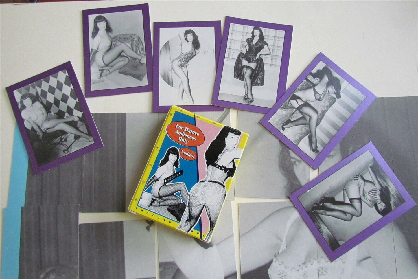 BETTY PAGE 1992 VINTAGE TRADING CARDS set w/ BOX PUZZLE BACK