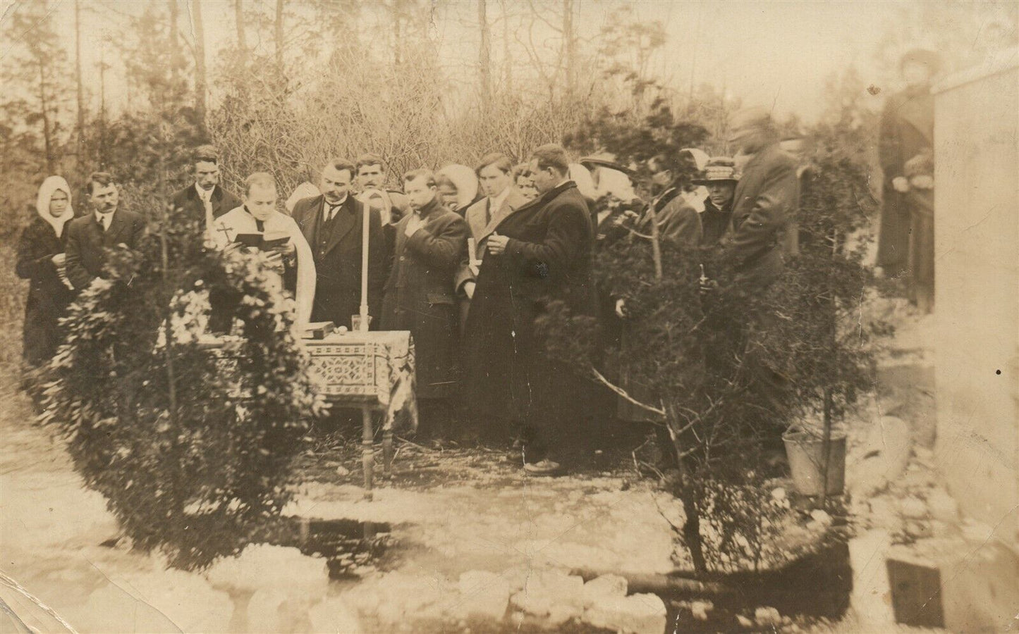 FUNERAL CEMETERY ANTIQUE REAL PHOTO POSTCARD RPPC