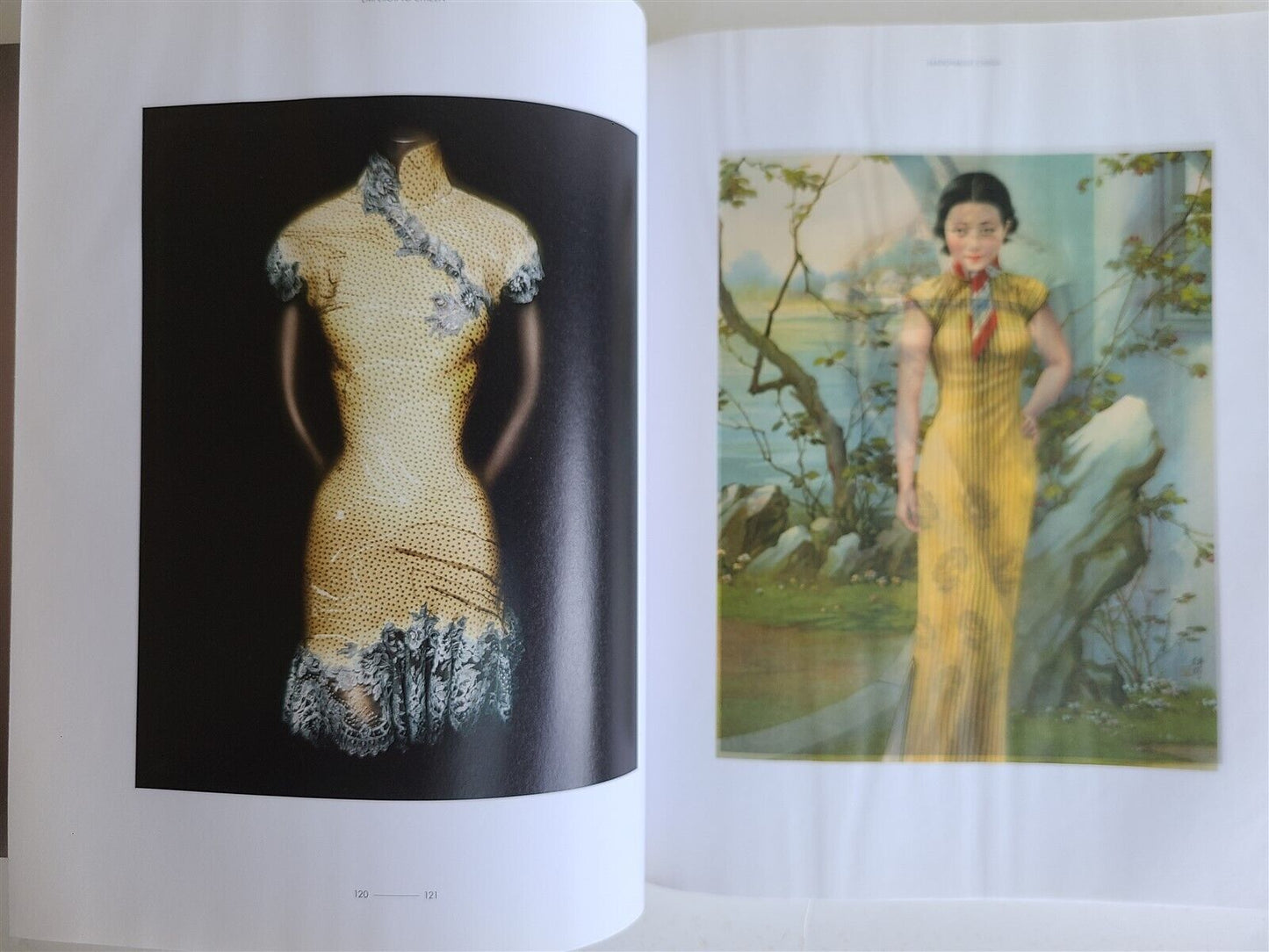 CHINA THROUGH THE LOOKING GLASS FASHION ART ILLUSTRATED ALBUM