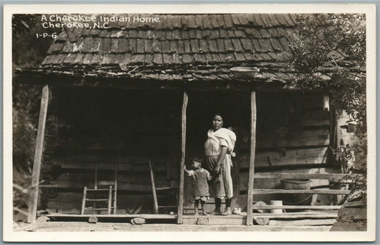 CHEROKEE NC AMERICAN INDIAN HOME VINTAGE REAL PHOTO POSTCARD RPPC