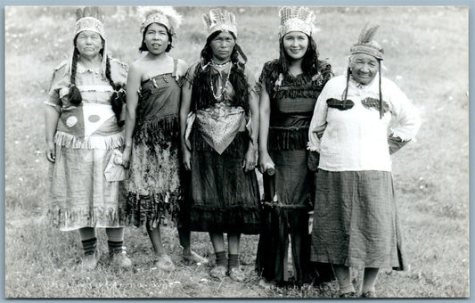 CANADIAN INDIAN WOMEN ANTIQUE REAL PHOTO POSTCARD RPPC