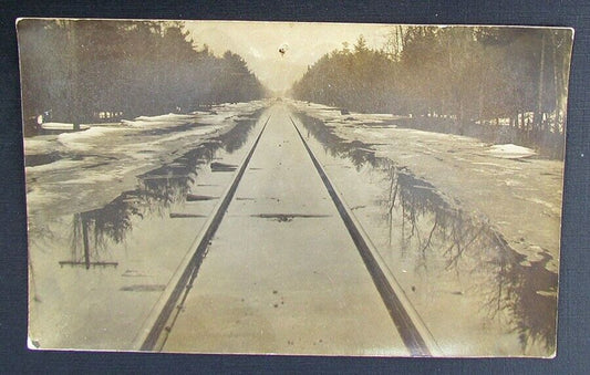 RPPC VINTAGE PHOTO POSTCARD - RAILWAY IN SWAMP railroad train