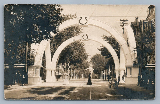 CARLISLE PA OLD HOME WEEK 1909 E. HIGH STREET ANTIQUE REAL PHOTO POSTCARD RPPC