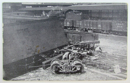 VINTAGE POSTCARD 1913 GREAT DAYTON FLOOD, OHIO railroad railway train