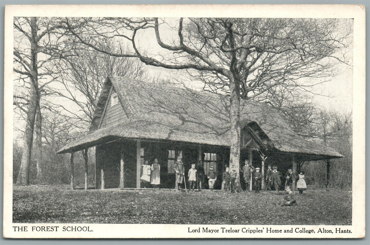 ENGLAND ALTON HANTS DISABLED KIDS HOME & COLLEGE VINTAGE POSTCARD