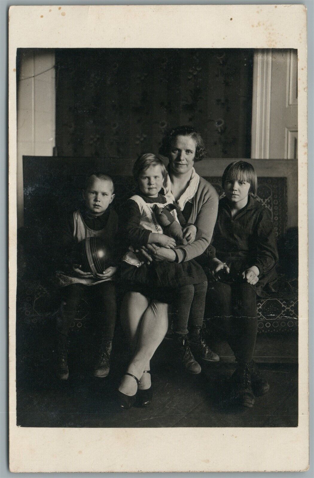 FAMILY w/ KIDS & PLUSH TOY ANTIQUE REAL PHOTO POSTCARD RPPC