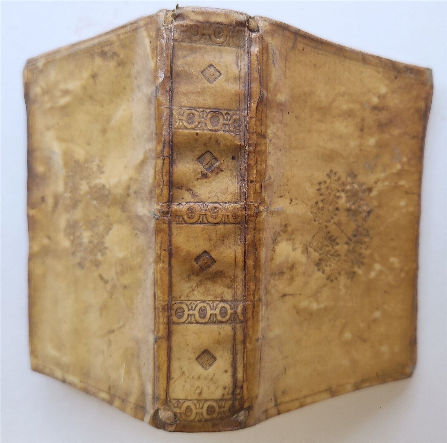 1578 LAW BOOK Imp. Caes. IUSTINIANI INSTITUTIONUM antique VELLUM 16th century