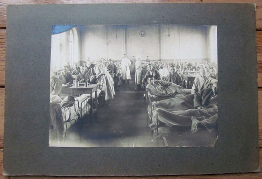 RUSSIAN HOSPITAL 1920s ANTIQUE GROUP PHOTO