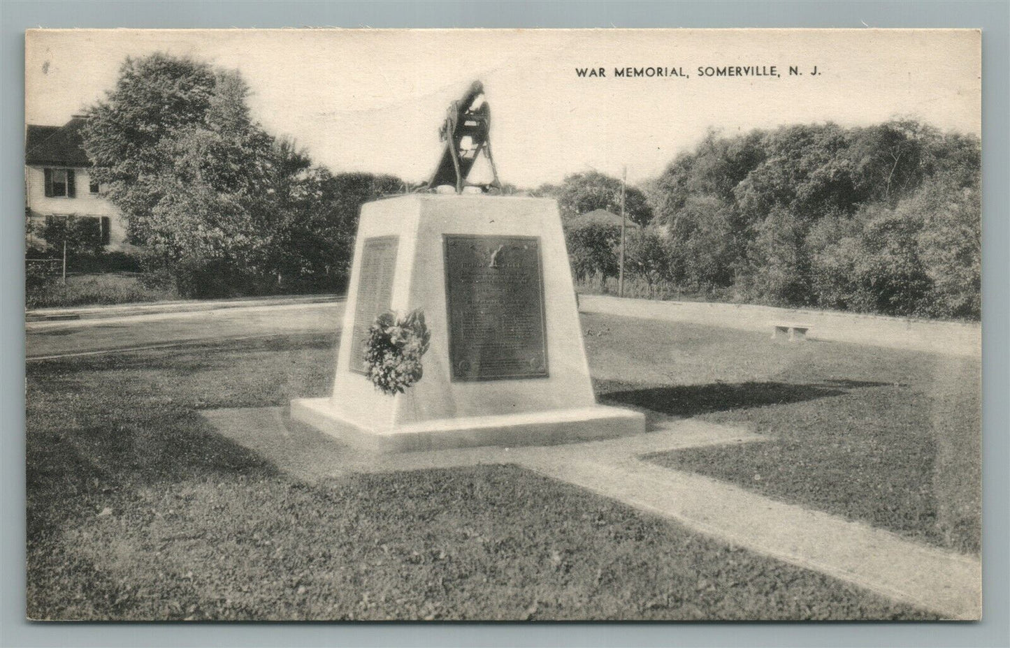 SOMERVILLE NJ WAR MEMORIAL VINTAGE POSTCARD