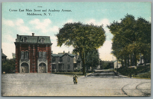 MIDDLETOWN NY EAST MAIN STREET & ACADEMY AVENUE ANTIQUE POSTCARD