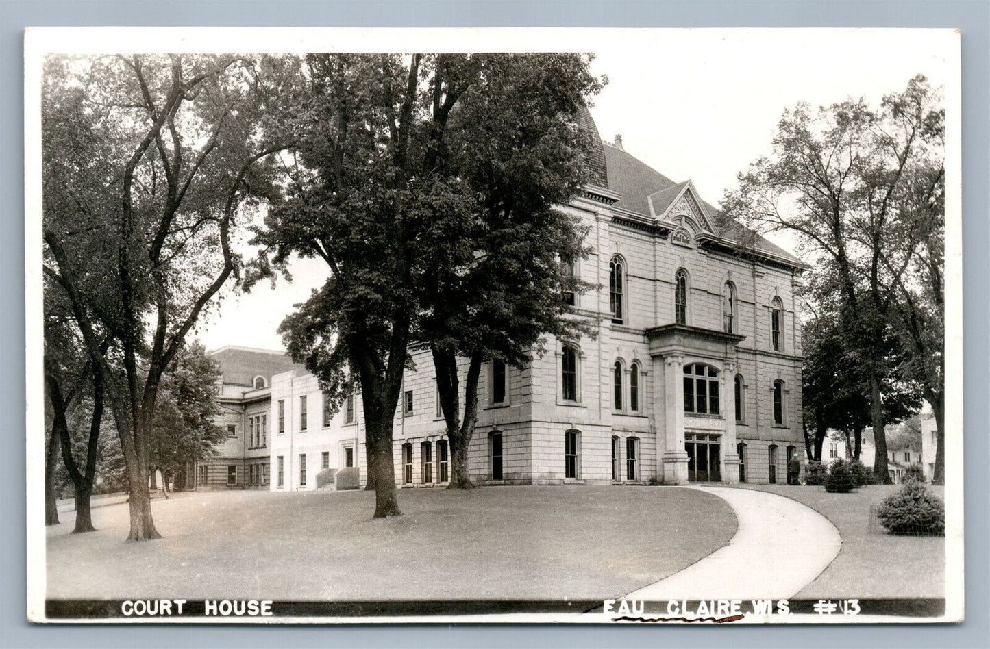 EAU CLAIRE WI COURT HOUSE VINTAGE REAL PHOTO POSTCARD RPPC