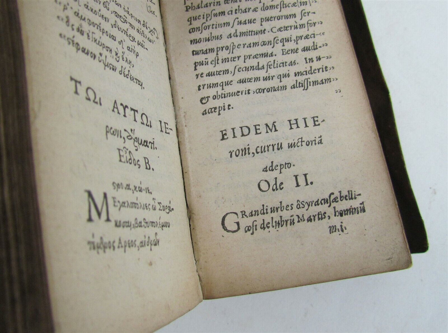 1566 PINDARI OLYMPIA vellum bound ANTIQUE Pindarus GREEK & LATIN Poetry