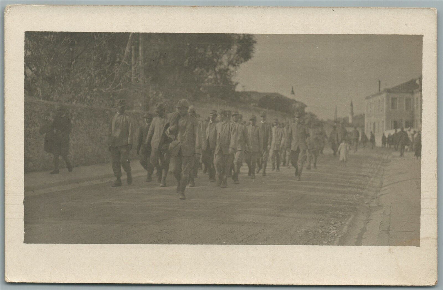 WWI SOLDIERS IN FRANCE ANTIQUE REAL PHOTO POSTCARD RPPC