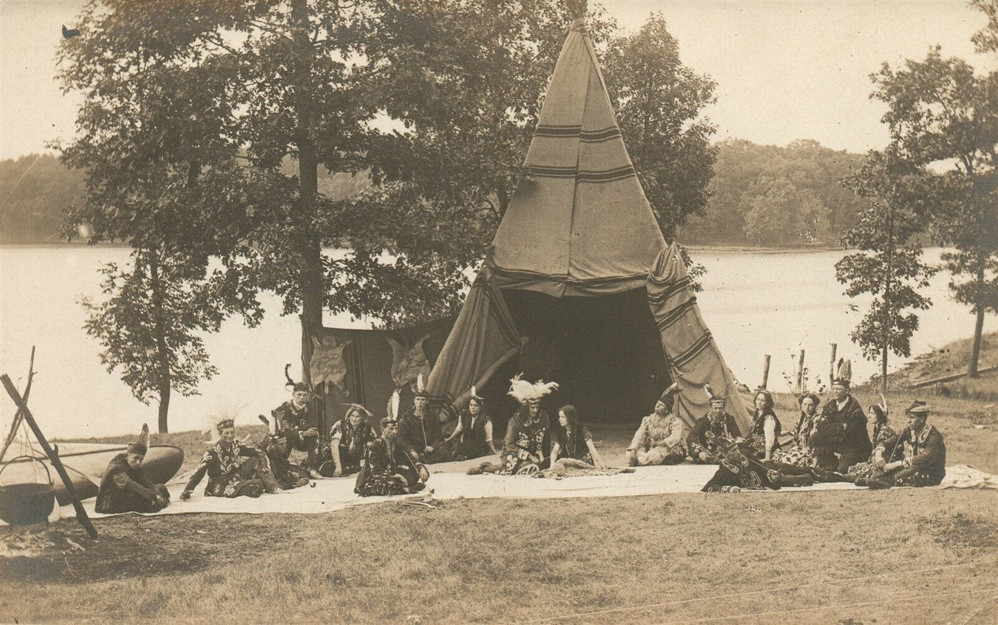 AMERICAN INDIANS THEATRE PERFOMANCE ANTIQUE REAL PHOTO POSTCARD RPPC