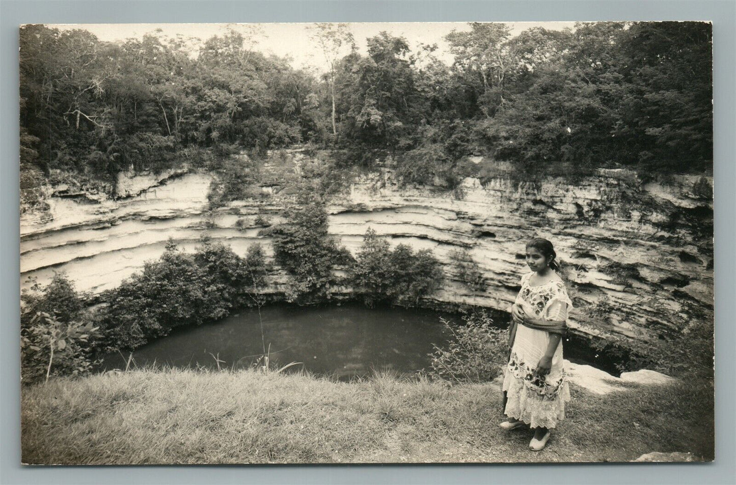 MEXICO CHICHEN ITZA MAYALAND LODGE SACRED WELL VINTAGE REAL PHOTO POSTCARD RPPC