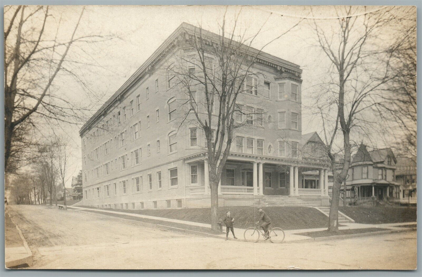 TOWN STREET SCENE ANTIQUE REAL PHOTO POSTCARD RPPC