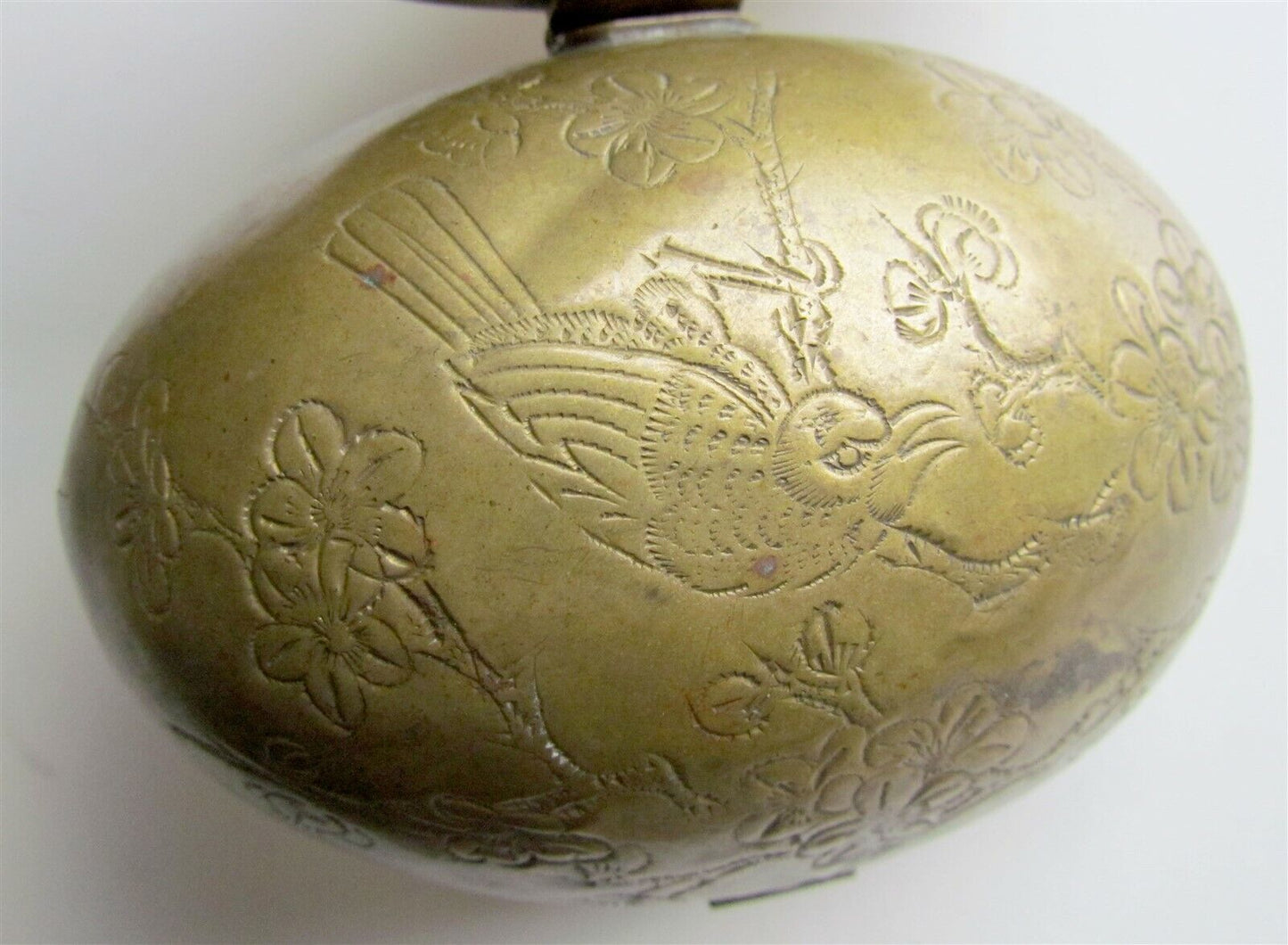 HONG KONG MADE VINTAGE BRASS EGG SHAPE CONTAINER marked box BIRD DESIGN