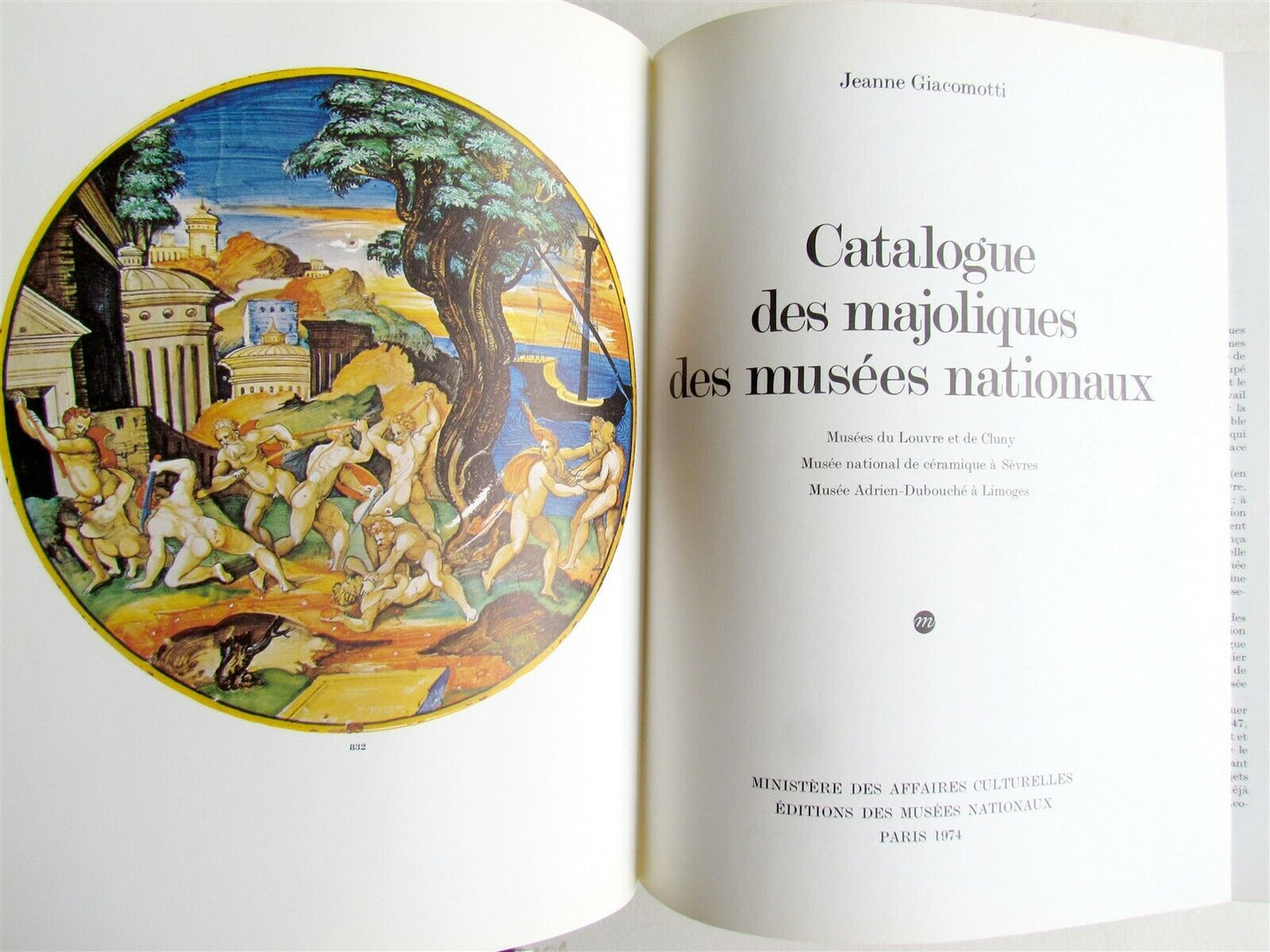 LES MAJOLIQUES DES MUSEES NATIONAUX MAJOLICA ILLUSTRATED ART & REFERENCE