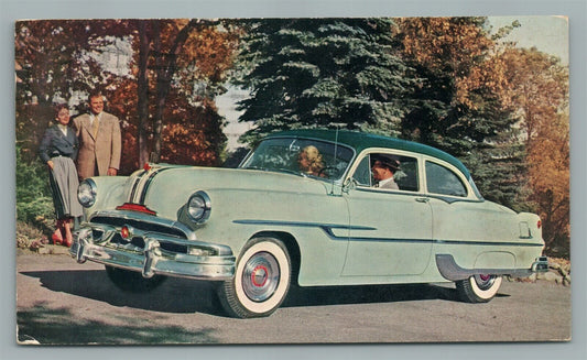 PONTIAC CHIEFTAIN DELUXE automobile car VINTAGE POSTCARD