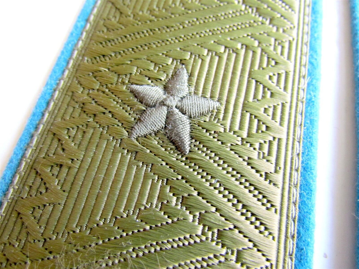 RUSSIAN SOVIET GENERAL of AIR FORCE UNIFORM SHOULDER BOARDS vintage