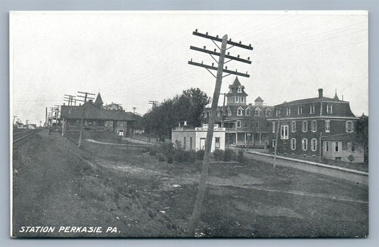 PERKASIE PA RAILROAD STATION RAILWAY TRAIN DEPOT ANTIQUE POSTCARD