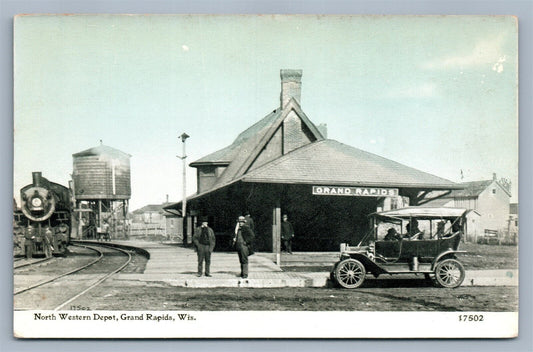 GRAND RAPIDS WI RAILROAD DEPOT ANTIQUE POSTCARD RAILWAY STATION