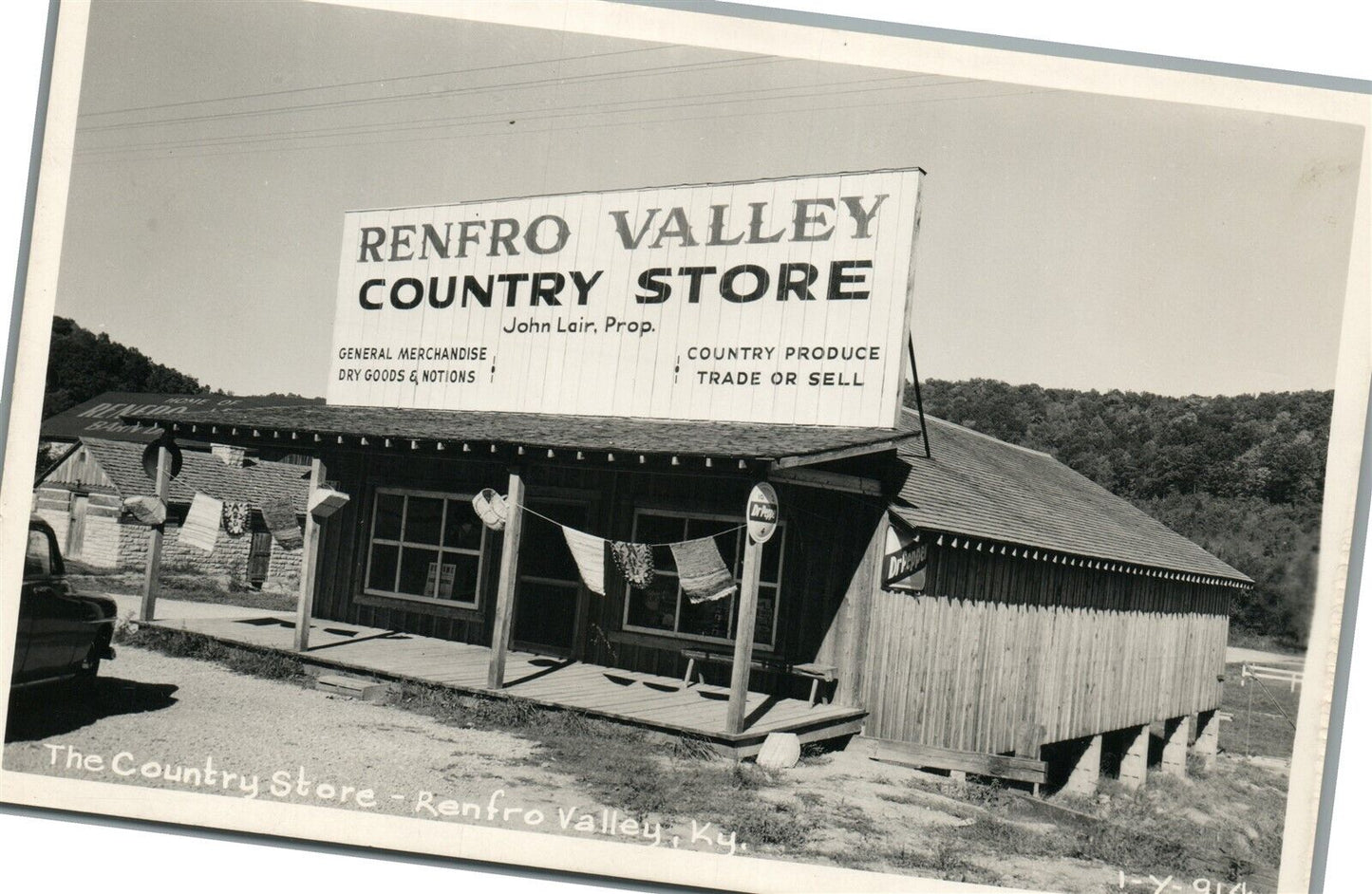 RENFRO VALLEY KY COUNTRY STORE VINTAGE REAL PHOTO POSTCARD RPPC