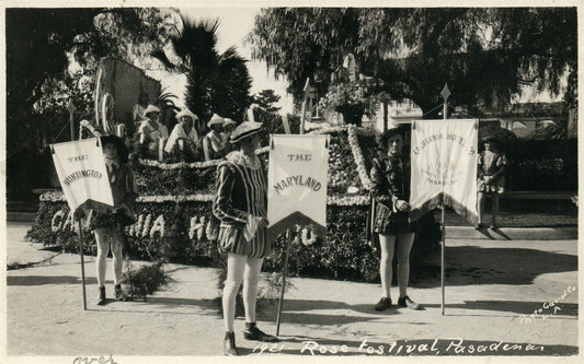 PASADENA CA ROSE FESTIVAL VINTAGE REAL PHOTO POSTCARD RPPC