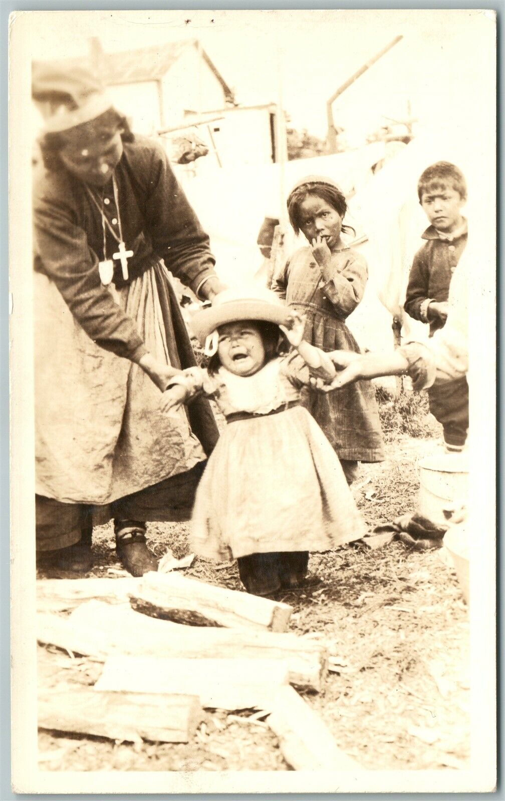 AMERICAN INDIAN BABY GIRL FIRST STEPS ANTIQUE REAL PHOTO POSTCARD RPPC