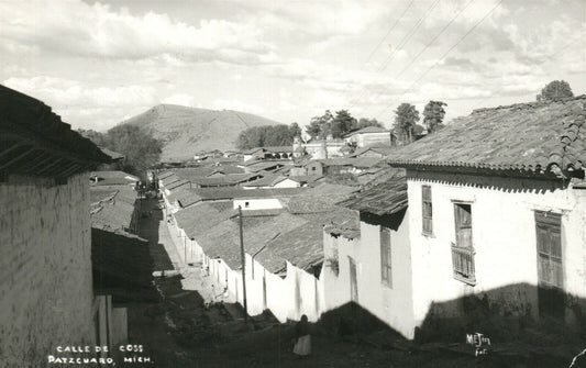 PATZCUARO MEXICO CALLE DE COSS 1956 VINTAGE REAL PHOTO POSTCARD RPPC