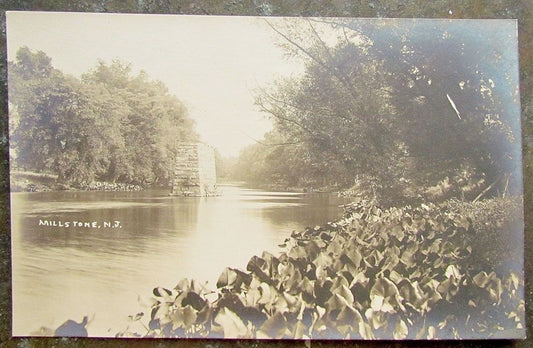RPPC ANTIQUE REAL PHOTO POSTCARD MILLSTONE N.J.