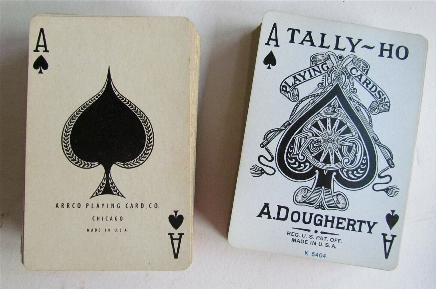 LOT of 16 VINTAGE PLAYING CARDS DECKS