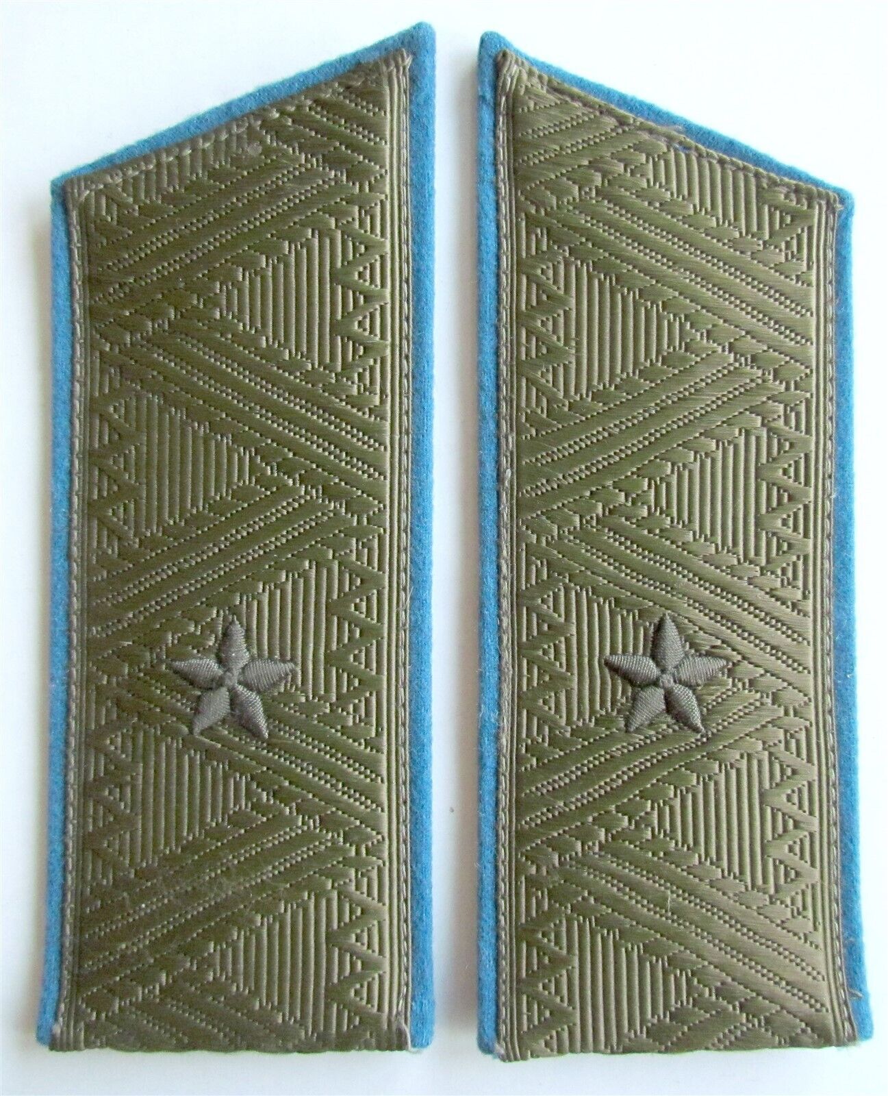 RUSSIAN SOVIET GENERAL of AIR FORCE UNIFORM SHOULDER BOARDS vintage