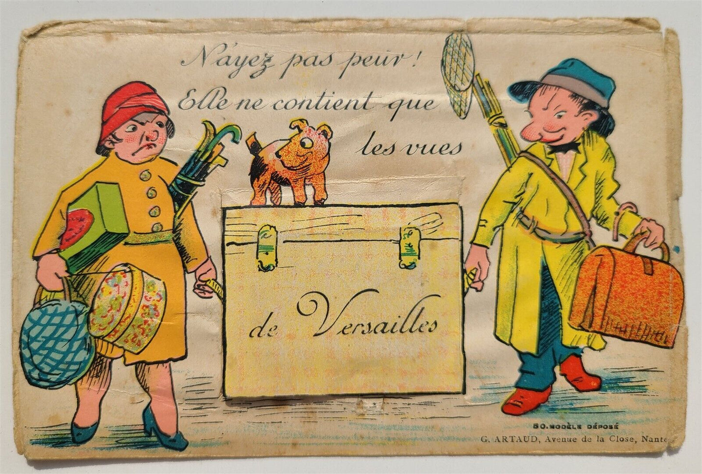 FRENCH ANTIQUE COMIC POSTCARD VERSAILLES FOLDING MINIATURE VIEWS FAMILY w/ DOG