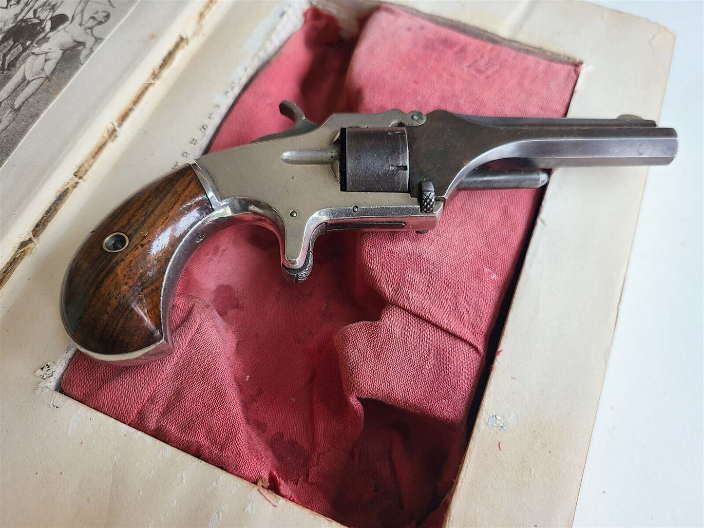 ANTIQUE REVOLVER in BOOK SHAPE BOX HIDDEN SAFE