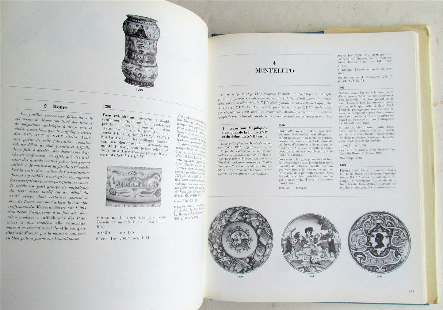 LES MAJOLIQUES DES MUSEES NATIONAUX MAJOLICA ILLUSTRATED ART & REFERENCE