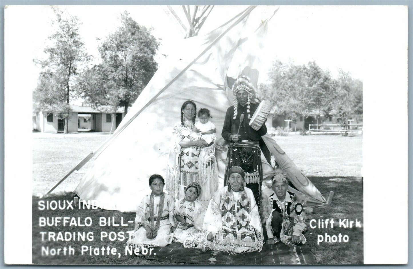 SIOUX INDIAN BUFFALO BILL TRADING POST N PLATTE VINTAGE REAL PHOTO POSTCARD RPPC