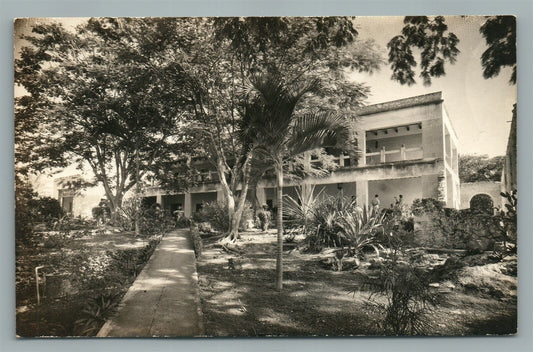 MEXICO CHICHEN ITZA MAYALAND LODGE HOTEL VINTAGE REAL PHOTO POSTCARD RPPC