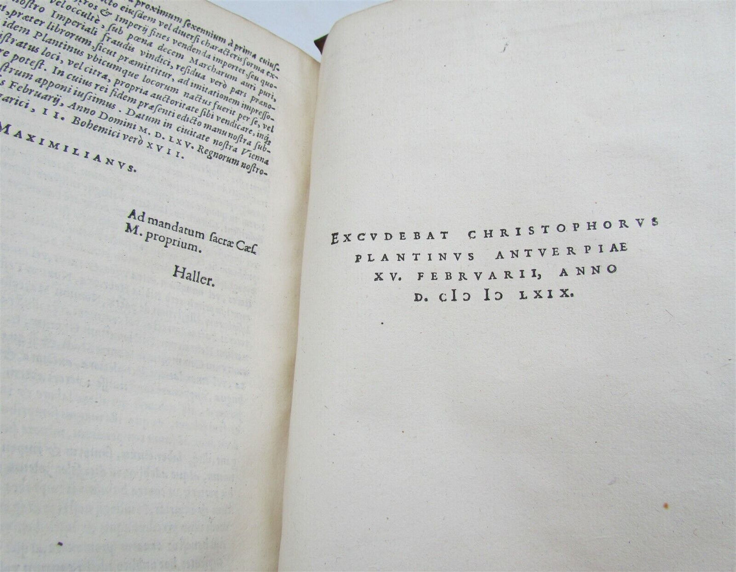 1568 PLANTIN PRESS Apologeticum ad Germanos VELLUM BINDING antique 16th CENTURY