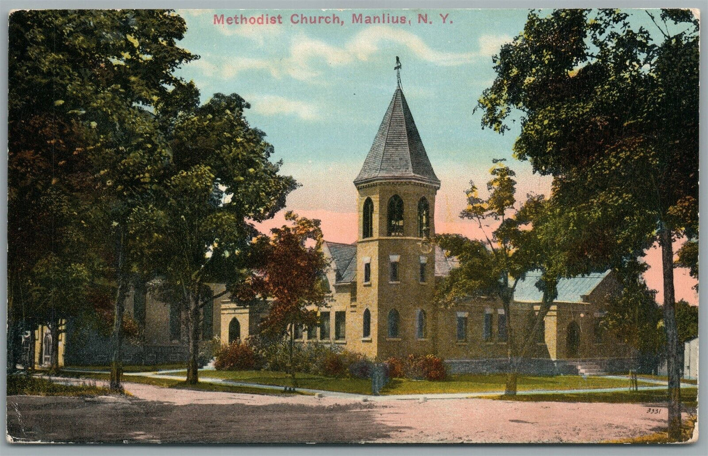 MANILUS NY METHODIST CHURCH ANTIQUE POSTCARD