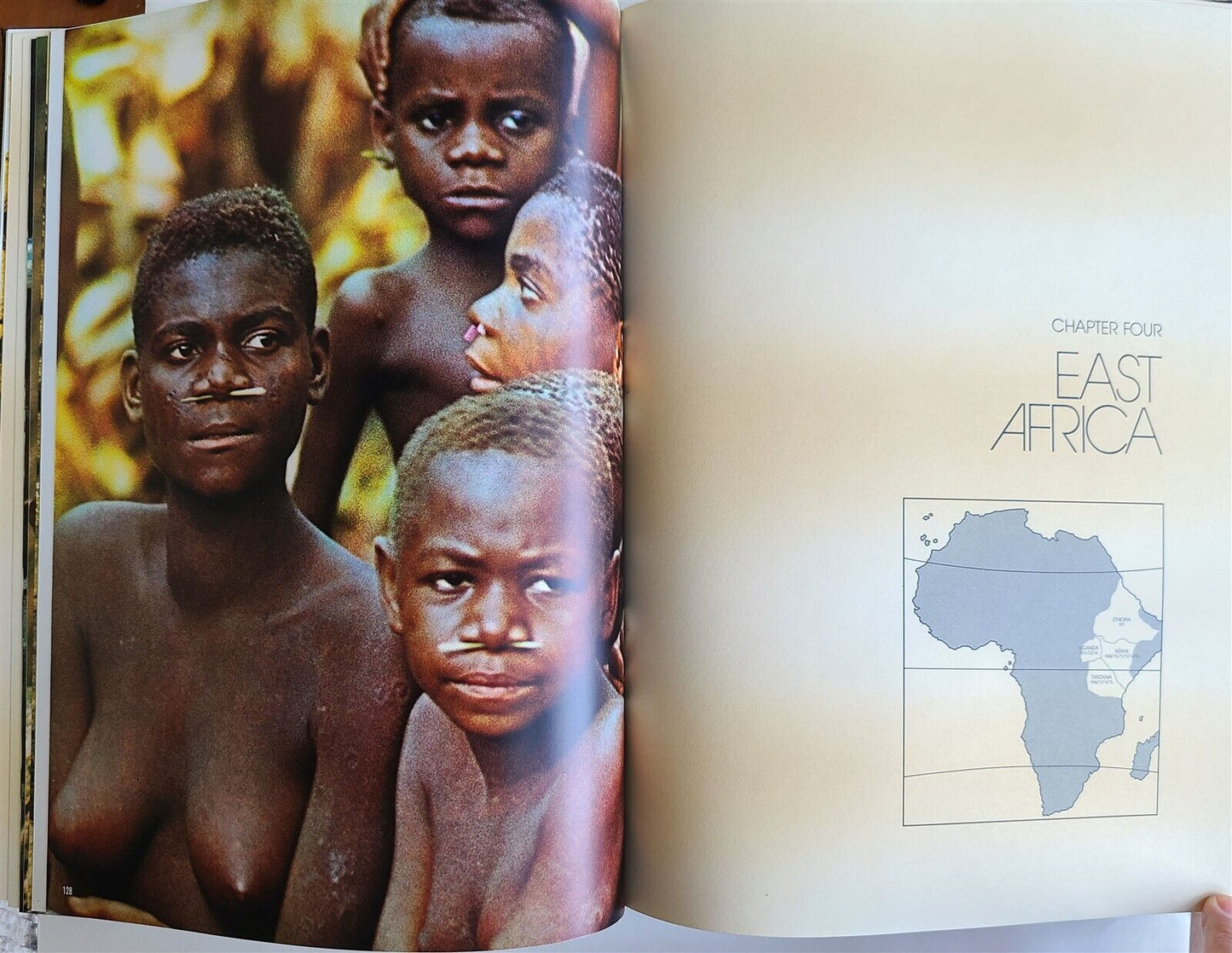 AFRICA LARGE PHOTO ILLUSTRATED FOLIO w/ SLIP CASE