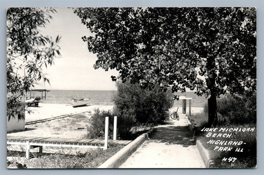 HIGHLAND PARK IL LAKE MICHIGAN BEACH VINTAGE REAL PHOTO POSTCARD RPPC