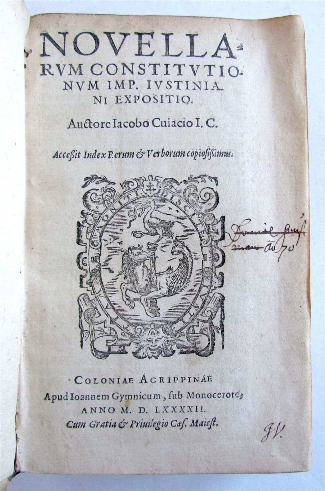 1592 LAW BOOK NOVELLARUM CONSTITUTIONUM antique Jacques Cujas in LATIN vellum