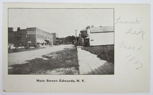 ANTIQUE UNDIVIDED POSTCARD - MAIN STREET EDWARDS N.Y.