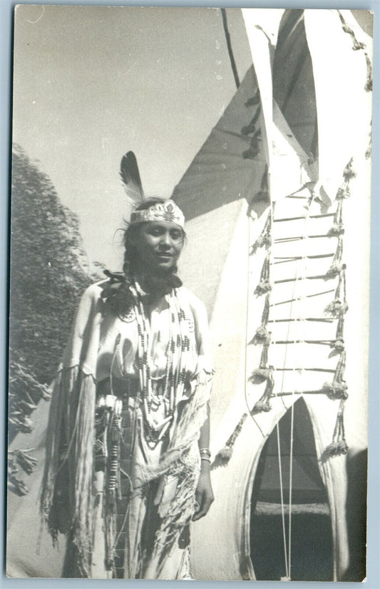 AMERICAN INDIAN GIRL VINTAGE REAL PHOTO POSTCARD RPPC