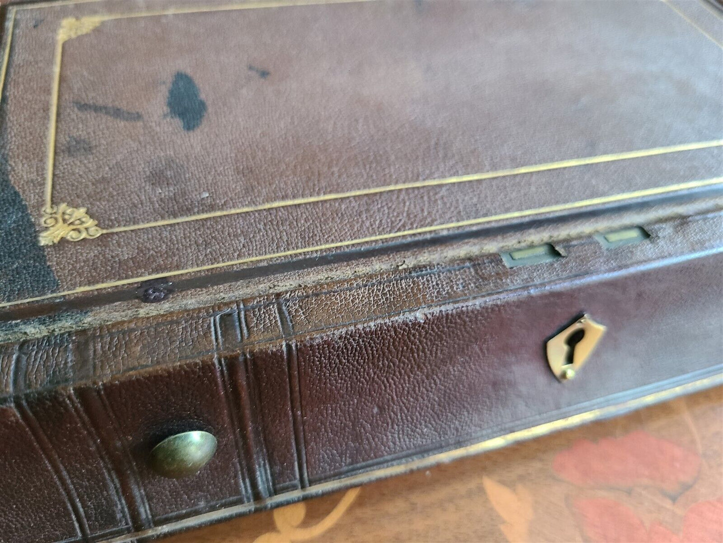 ANTIQUE TRAVELING LAP DESK BOX leather covered