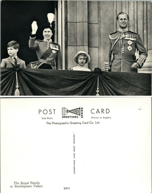 VINTAGE RPPC REAL PHOTO POSTCARD ROYAL FAMILY AT BUCKINGHAM PALACE UK ROYALTY