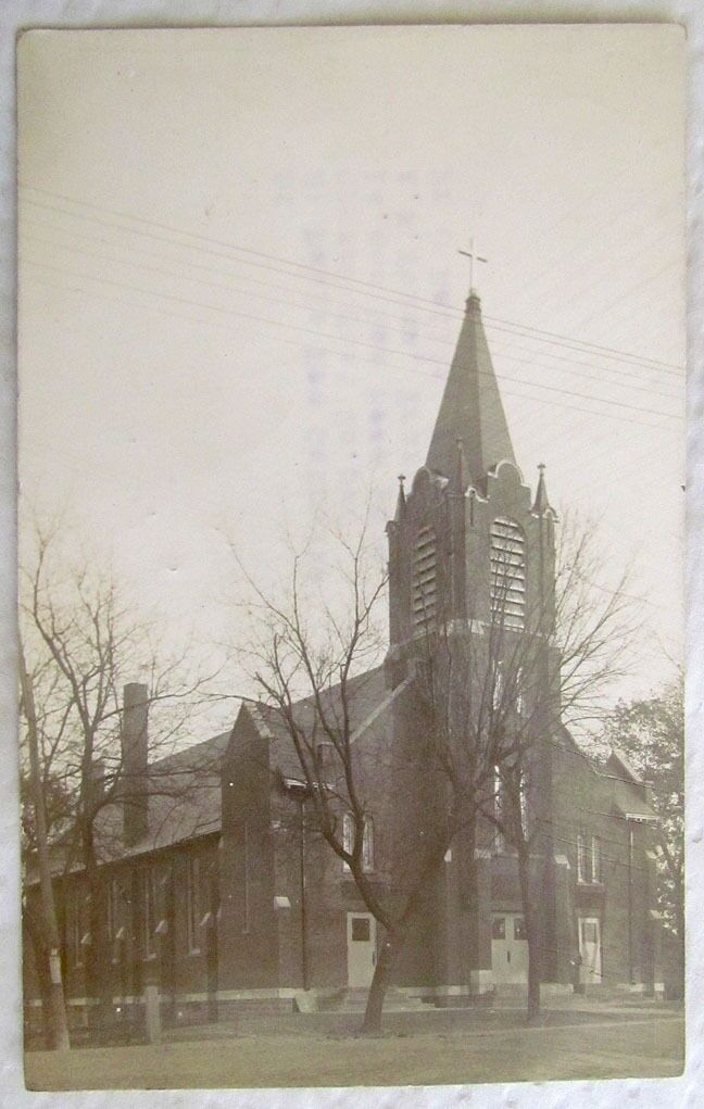 RPPC ST. PAUL'S CATHOLIC CHURCH MINERAL POINT WIS. 1917 ANTIQUE PHOTO POSTCARD