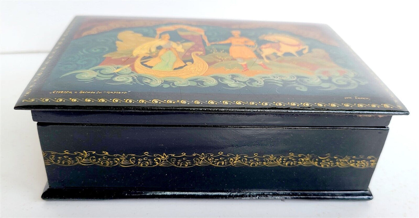 RUSSIAN LACQUER BOX HAND PAINTED VINTAGE SIGNED Soldier & Vasilisa Princess